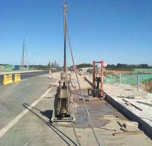 焉耆公路高聚物注浆加固